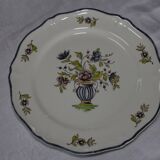 Service at Dessert Saint-Amand Vieux Delft