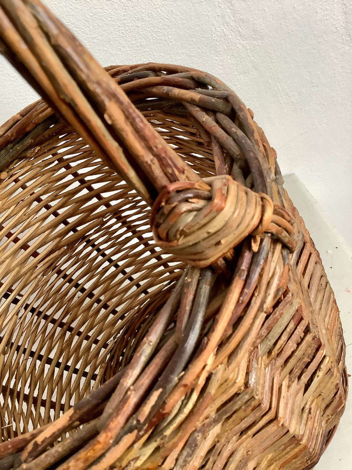 Raw wicker basket