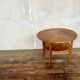table basse ronde vintage en chêne clair