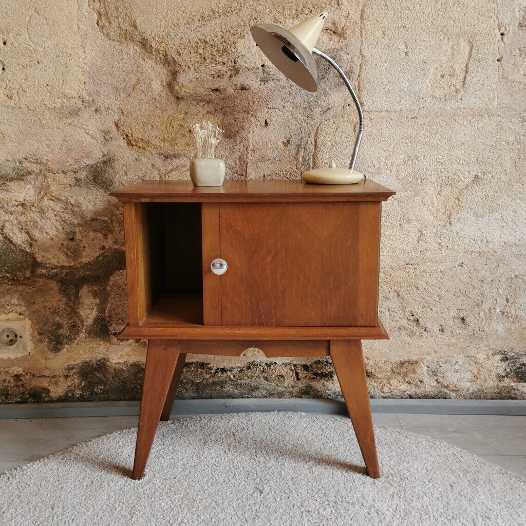 Vintage beside
