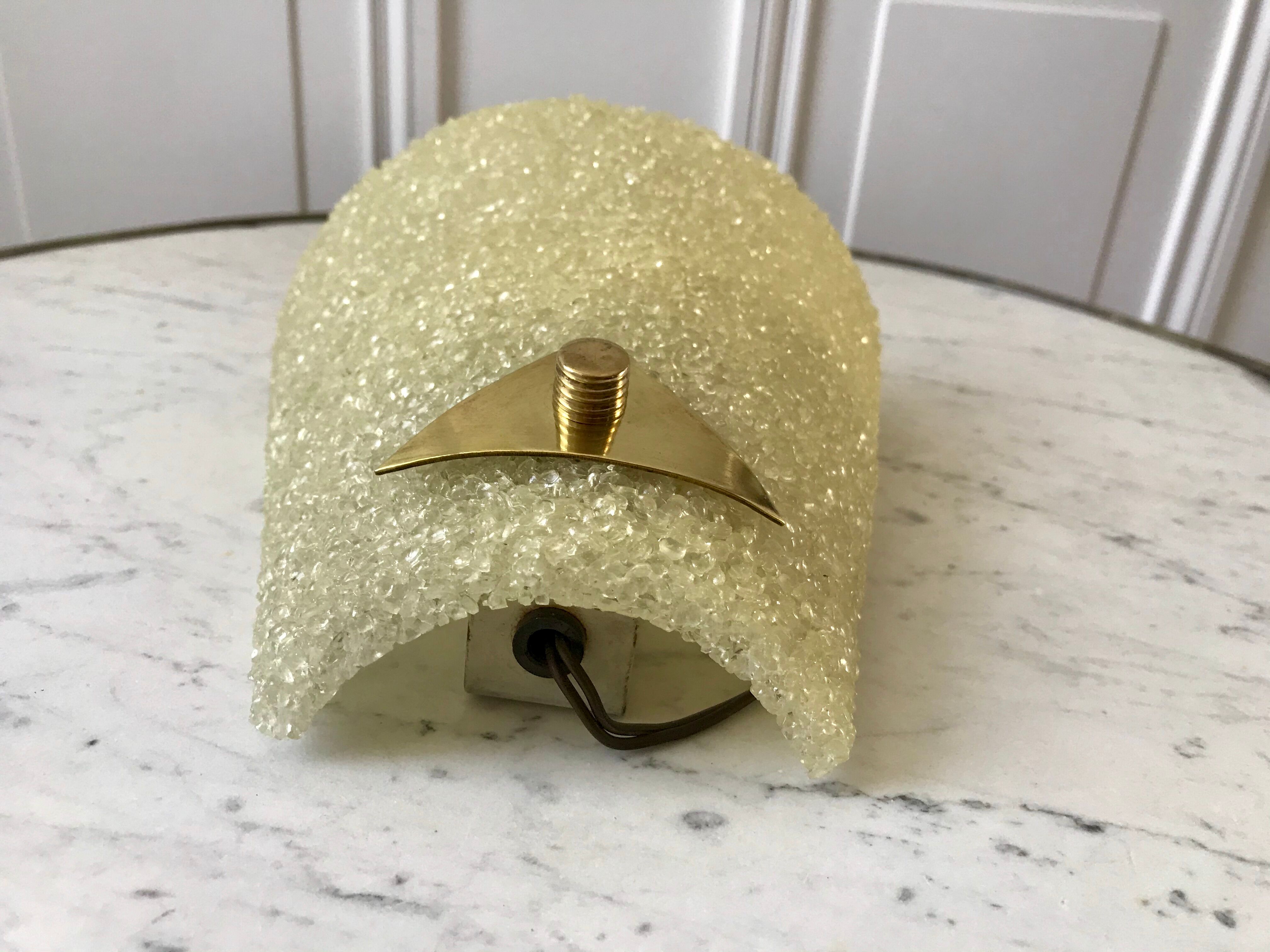 Wall lamp in yellow plexi and golden metal 60s-70s