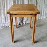 Extendable table