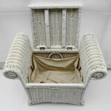 Rattan chest bench