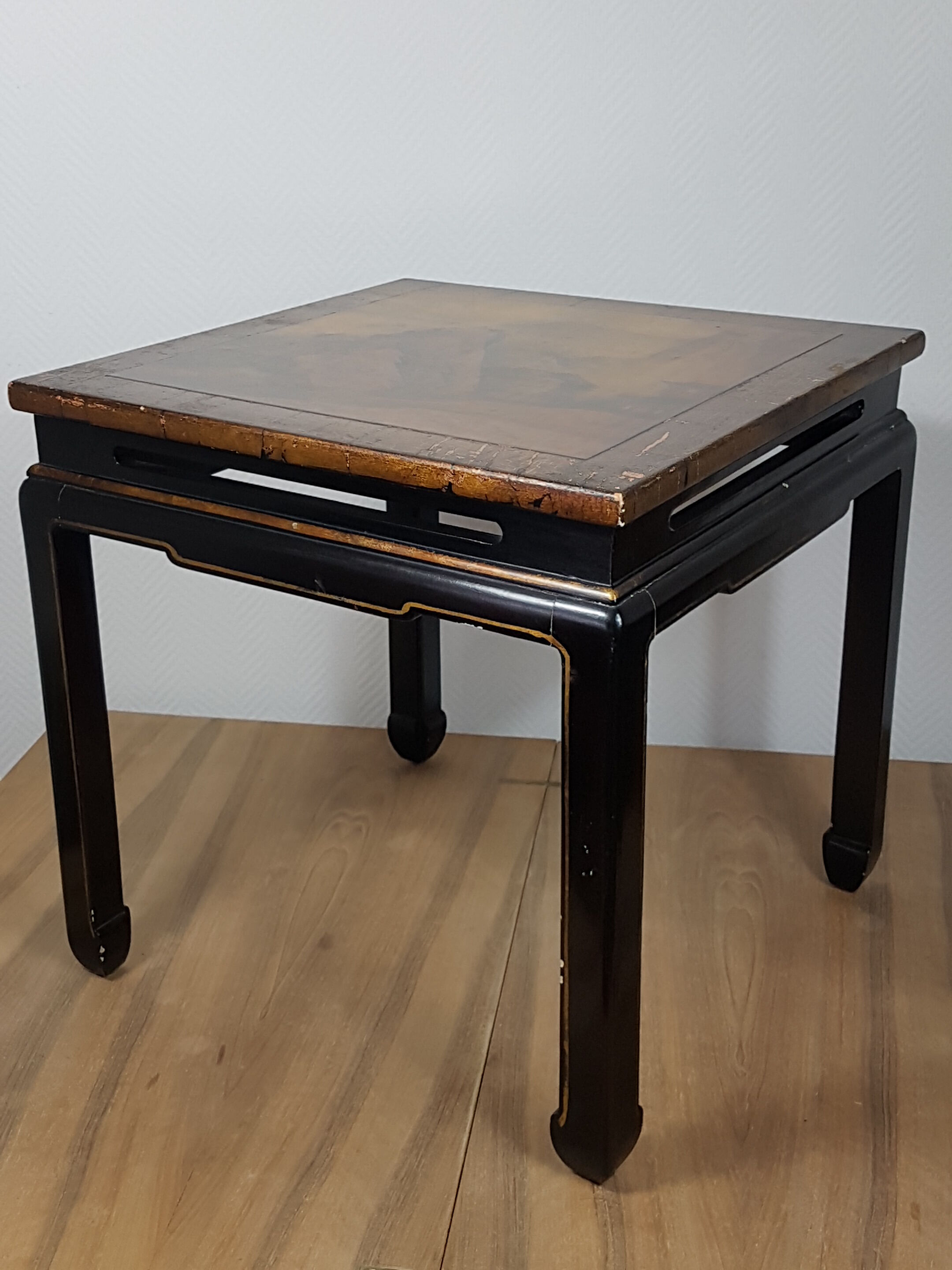 Chinese wooden and lacque coffee table