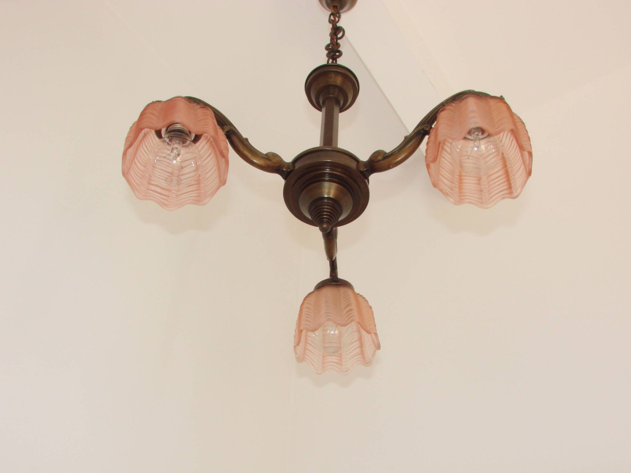 Chandelier en bronze Art Déco, années 1920.
