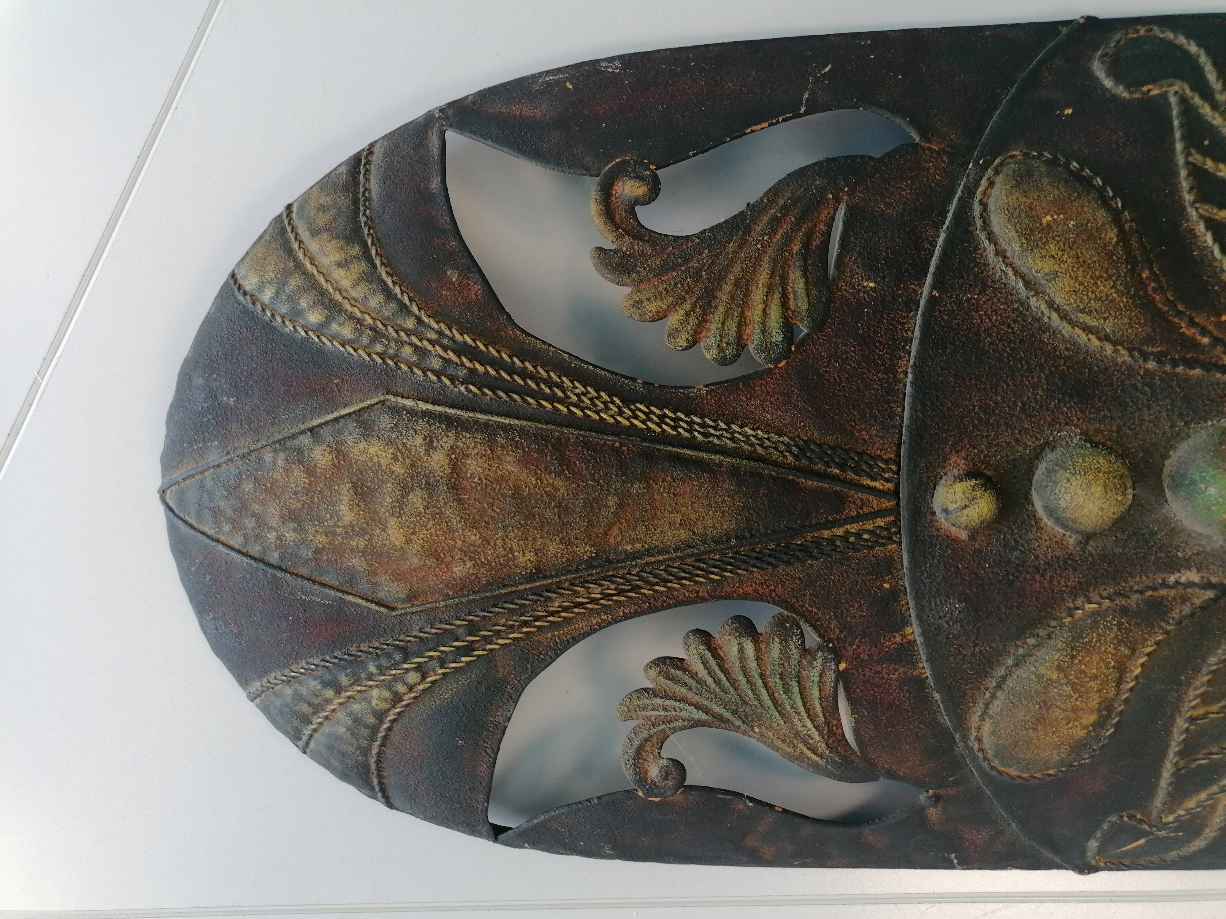 Decorative sculpted metal wall mask – 70 cm × 33 cm