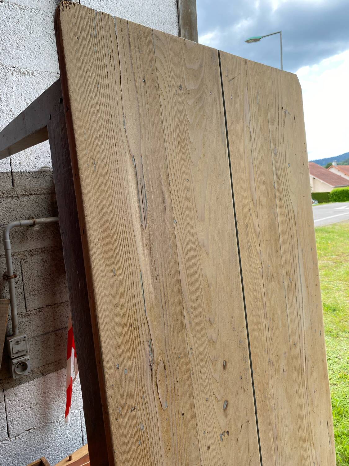 Farmhouse table