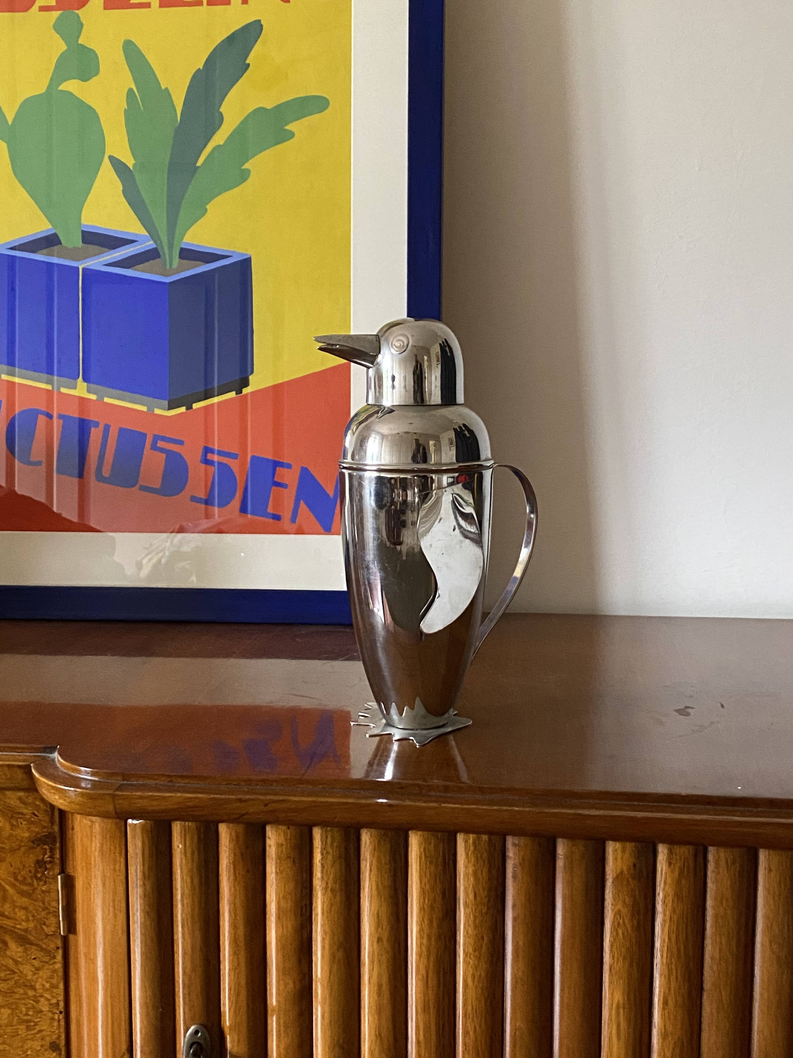 Penguin cocktail shaker, italy late xx century
