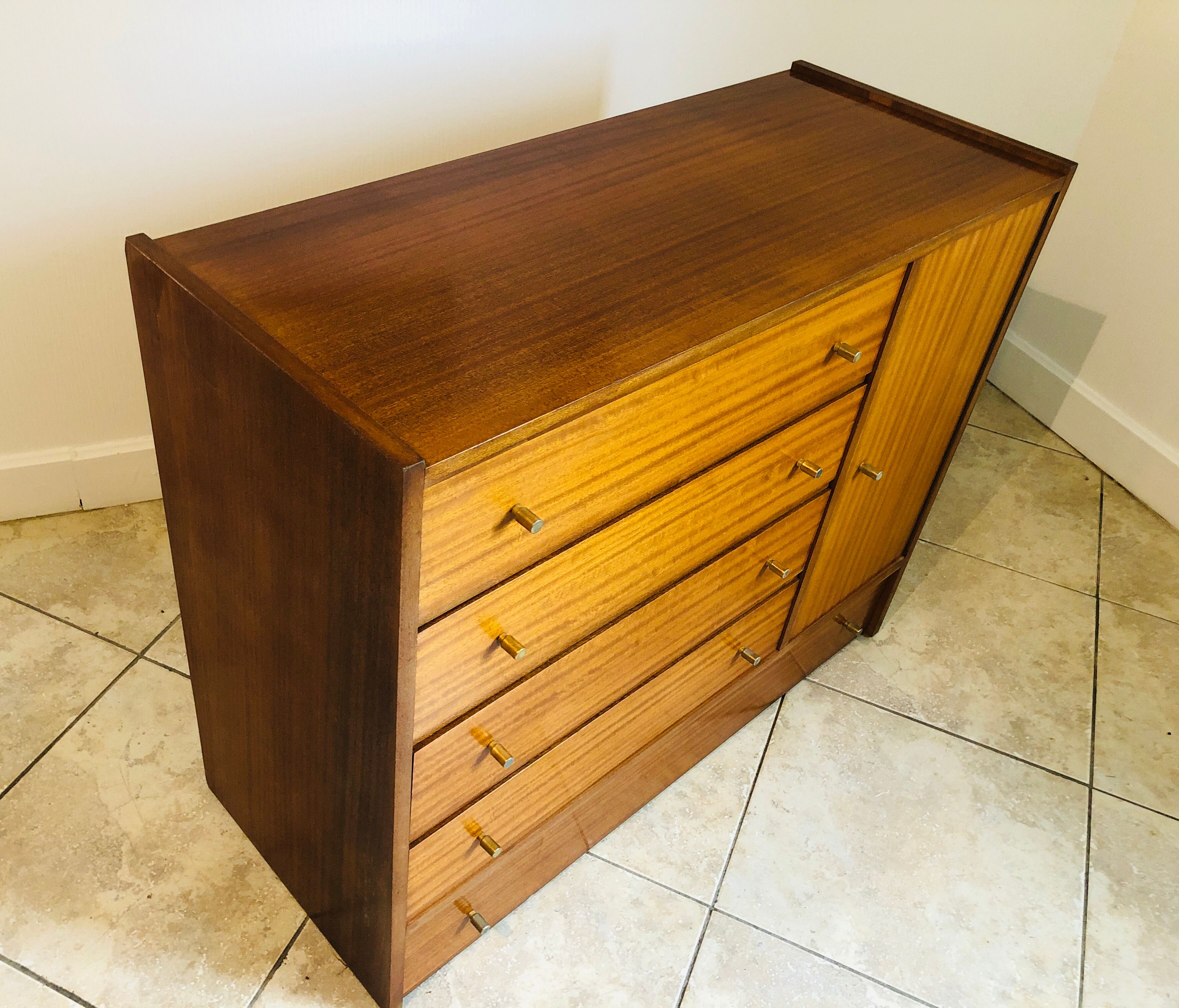 Vintage dresser, five drawers, one door, 60/70