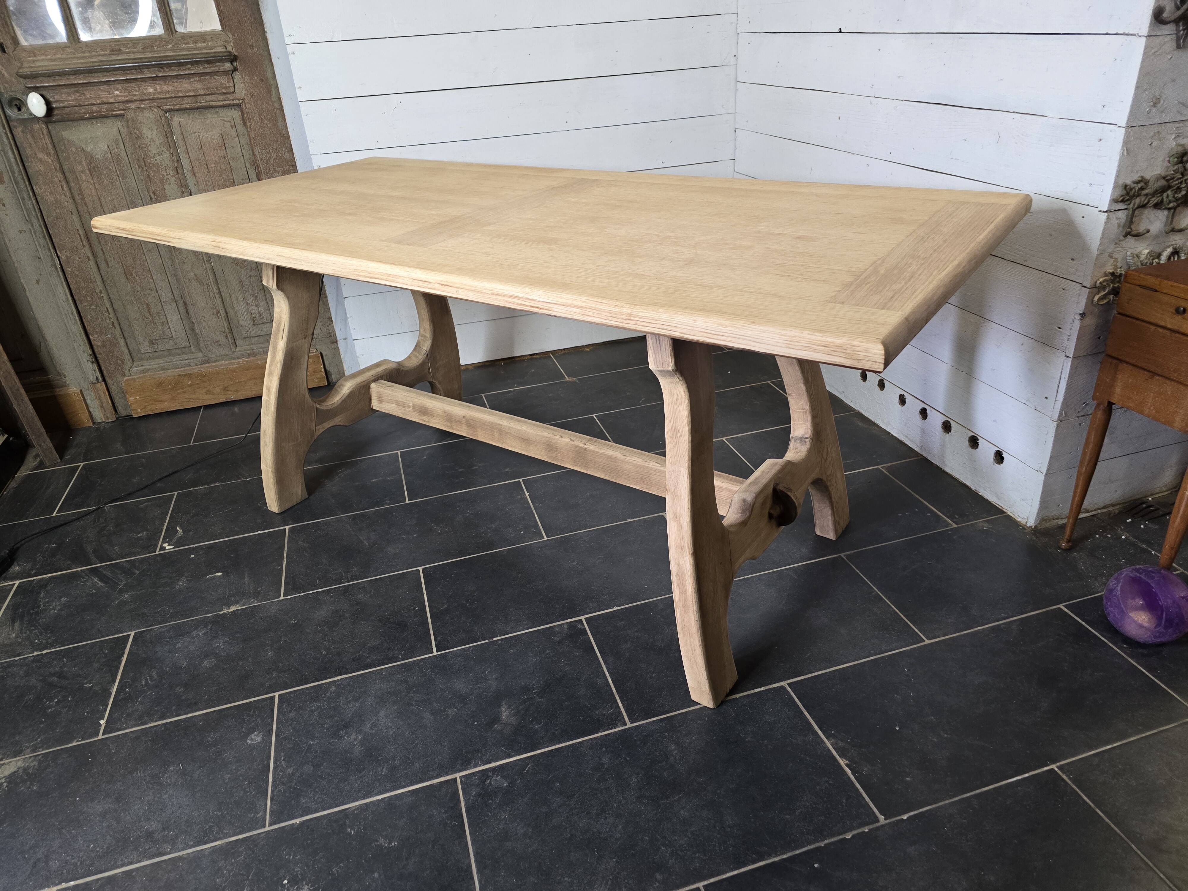 Guillerme and hambron oak table