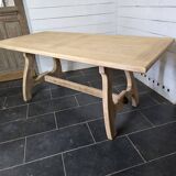 Guillerme and hambron oak table