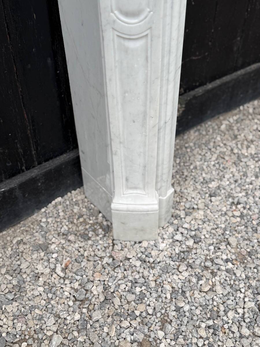 Louis XV style fireplace in Carrara marble circa 1980