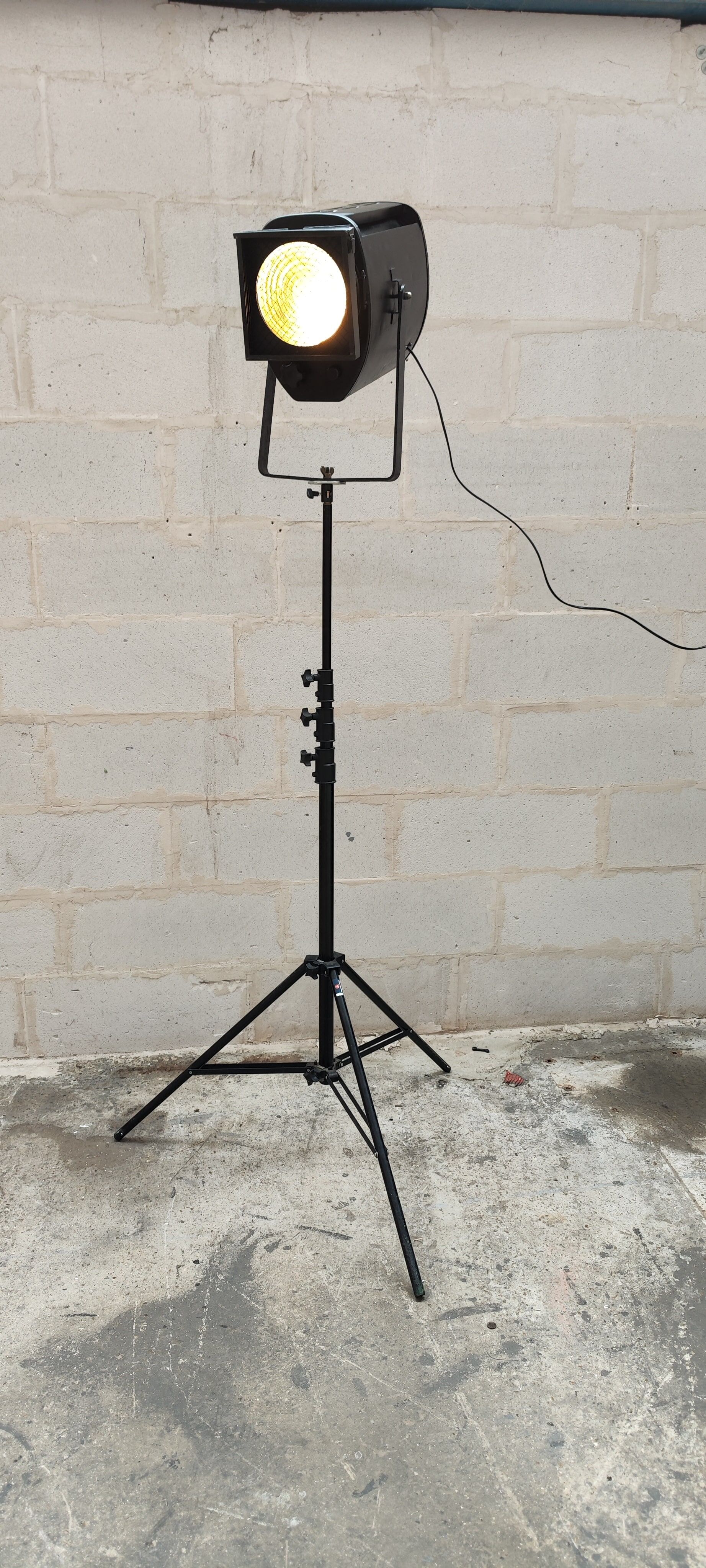 Former large cinema projector or theater 2kw Manfrotto