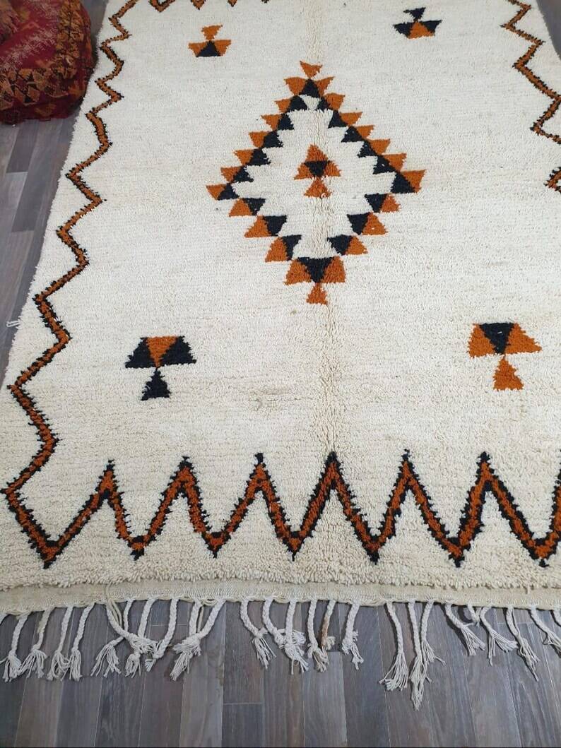 Moroccan Berber rug 250cm x 150cm