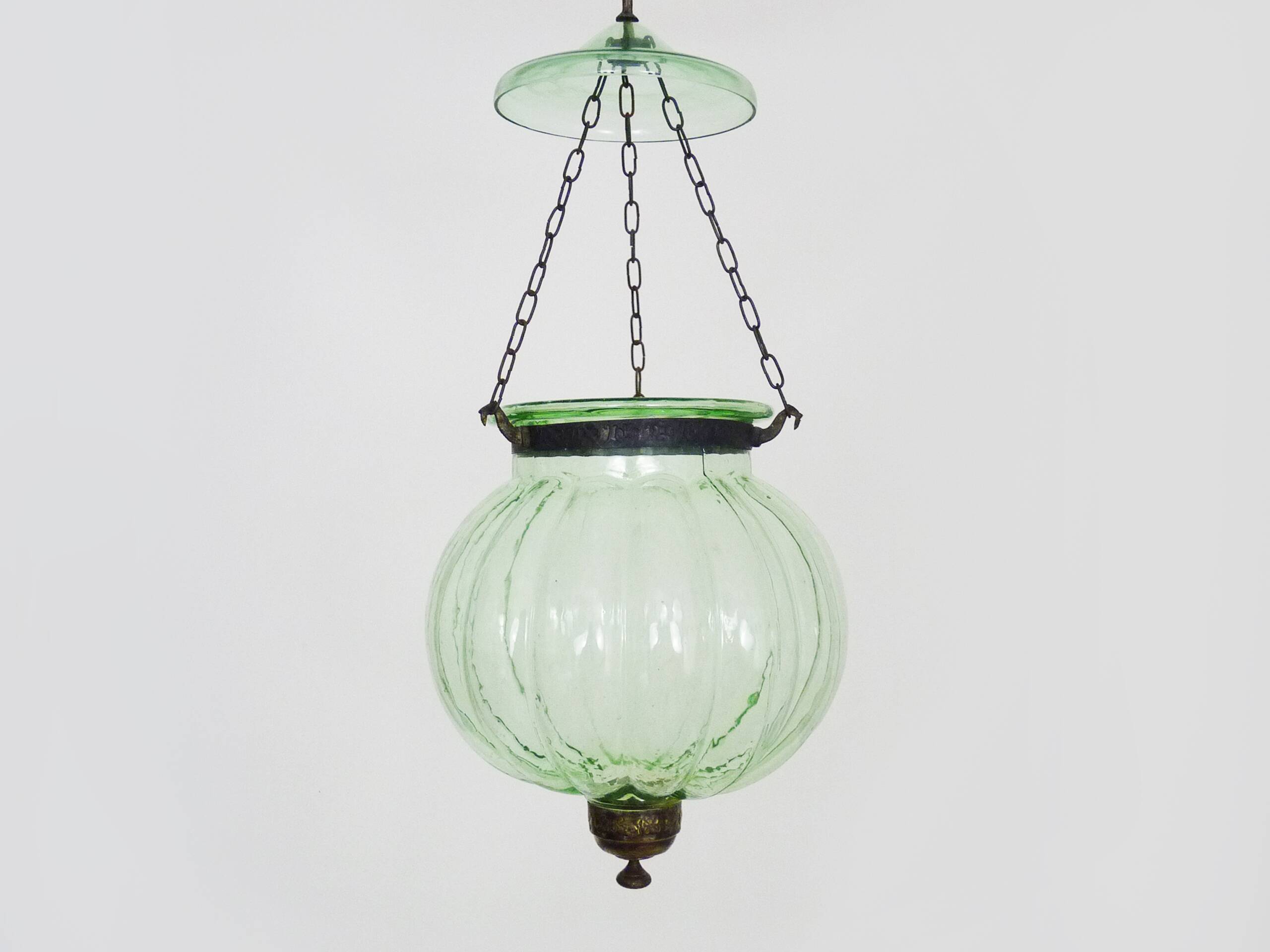 Glass bell lantern with its smoker. 19th century