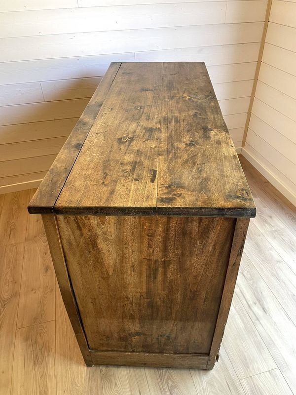 Buffet bas ancien bois massif patiné - Époque XIXe / Début XXe siècle