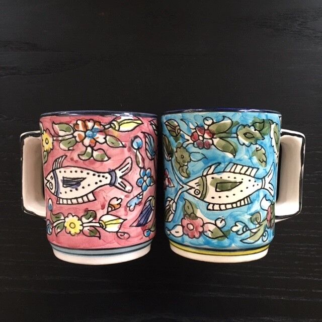 Paire de mugs décor poissons