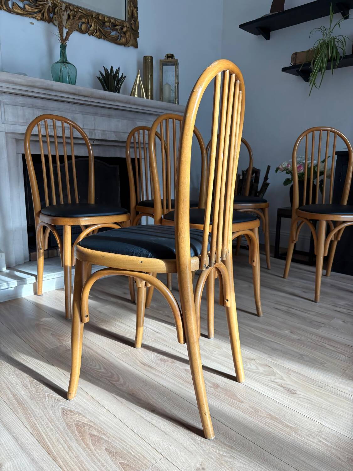 Set of 6 bistro chairs