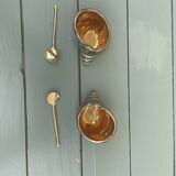 salerons vintage faïence décor coquillage + cuillères dorées en coffret