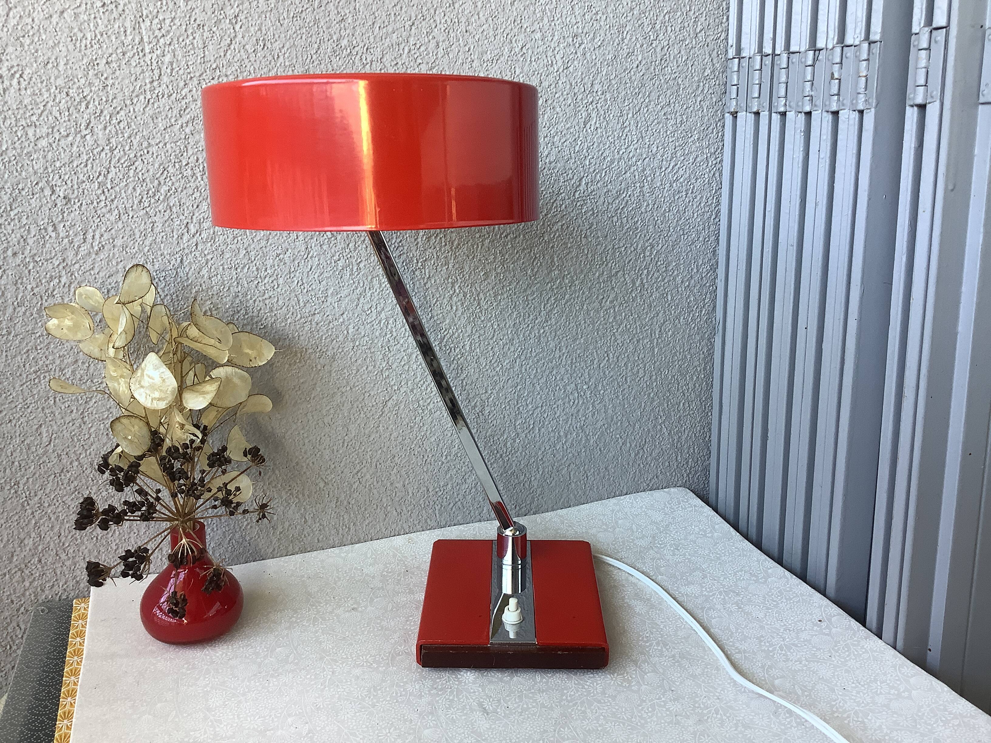 Lampe de bureau métal laqué rouge, Italie 50'