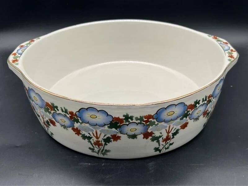 Vintage toilet service – Hamage Moulin des Loups – Volubilis model