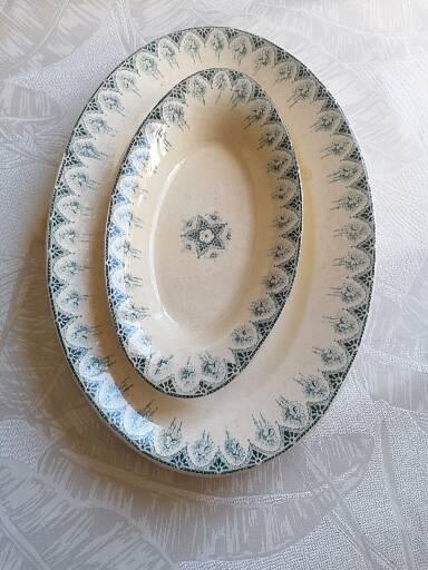 Oval dish and delight earthenware blue iron earth model Boulogne crockery nineteenth century