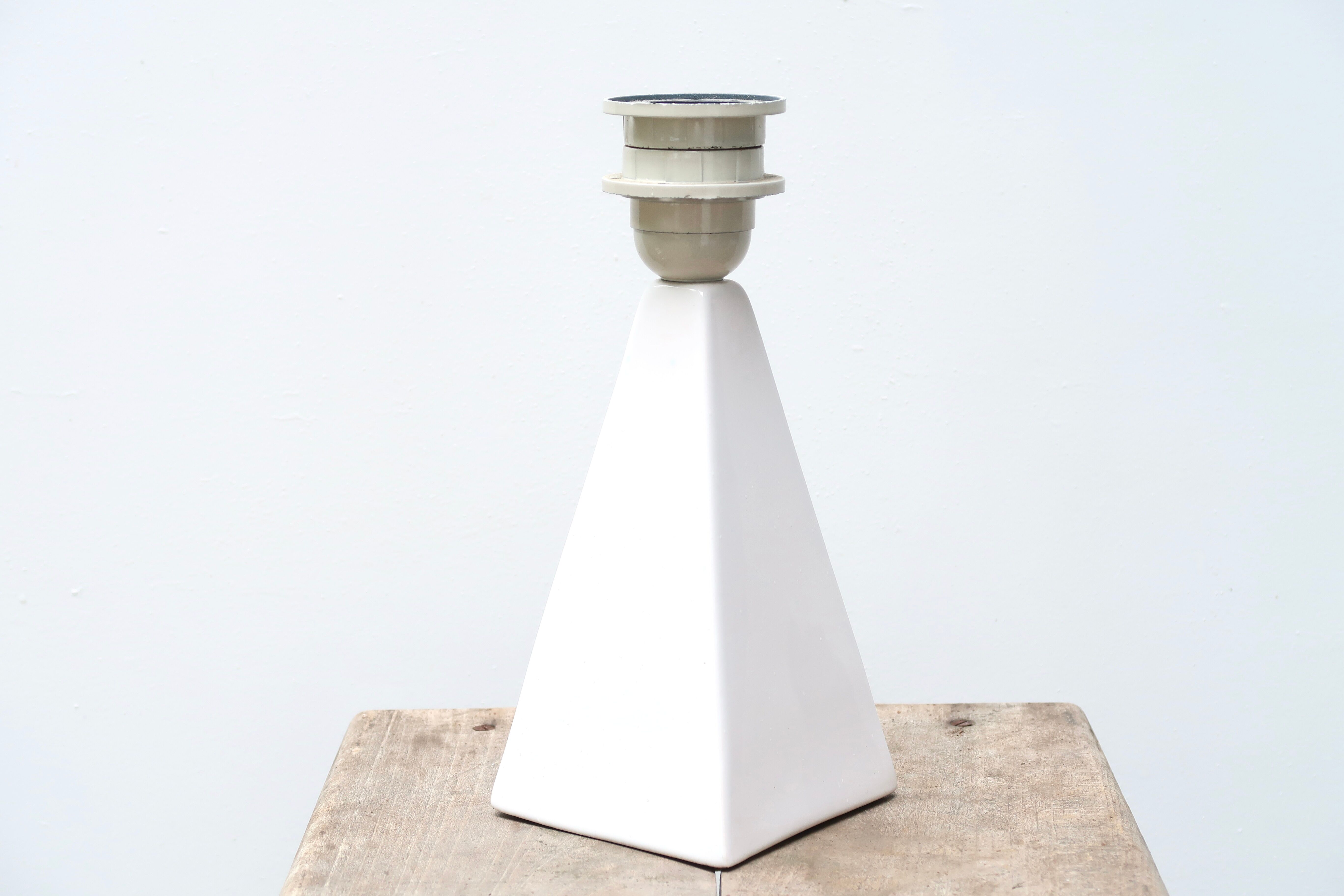 Brussels porcelain pyramid lamp, 80s