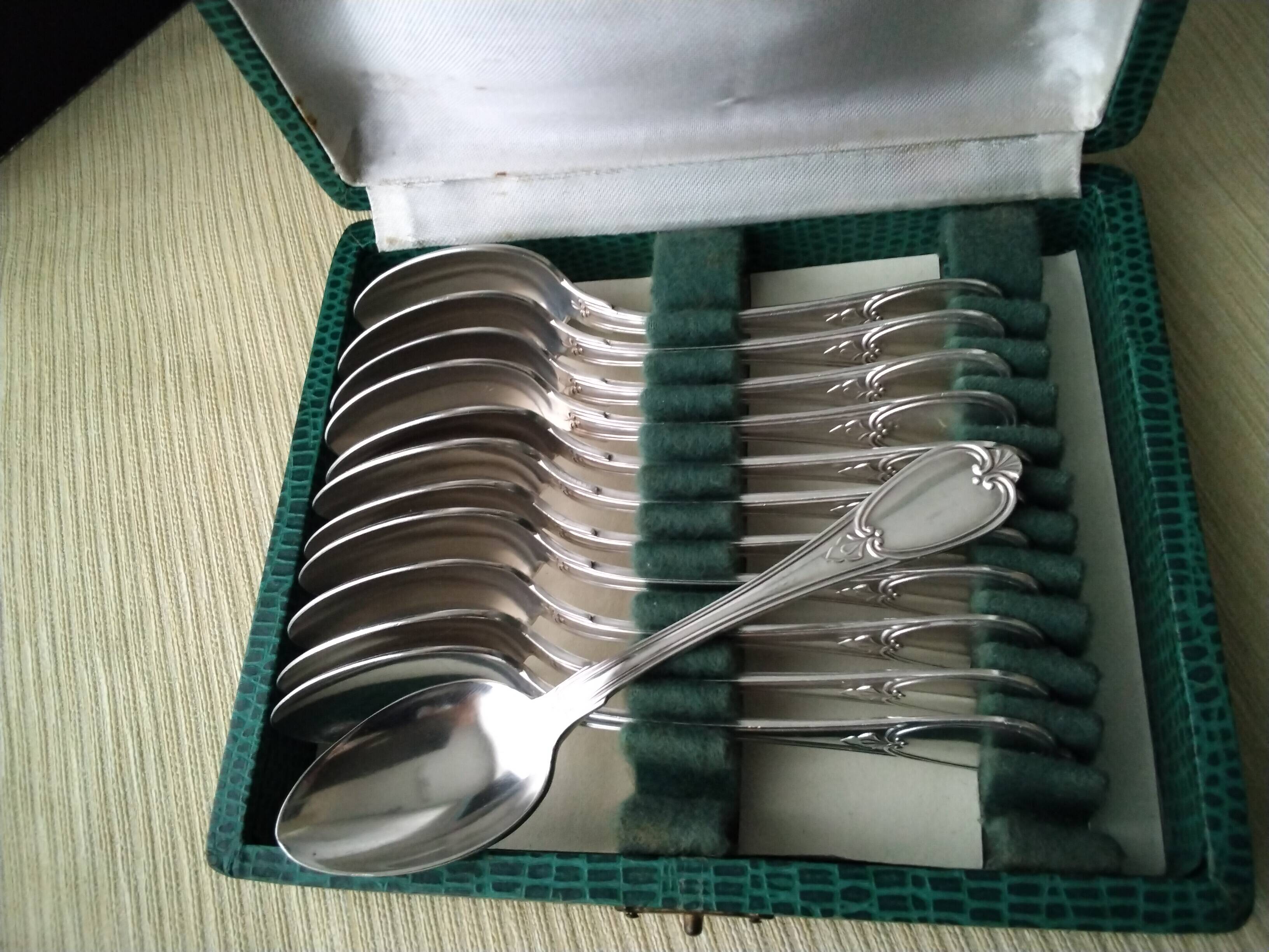 Coffret de 12 cuillères à café Métal argenté 15 G