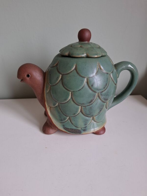 Théière japonaise tortue