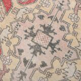Turkish Red Cream Classic Pattern Vintage Rug, 127x215Cm