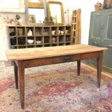 Farm table