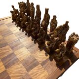 Imposant jeu d'échecs signé CJ