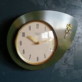 Vintage formica clock silent wall clock "golden green star"