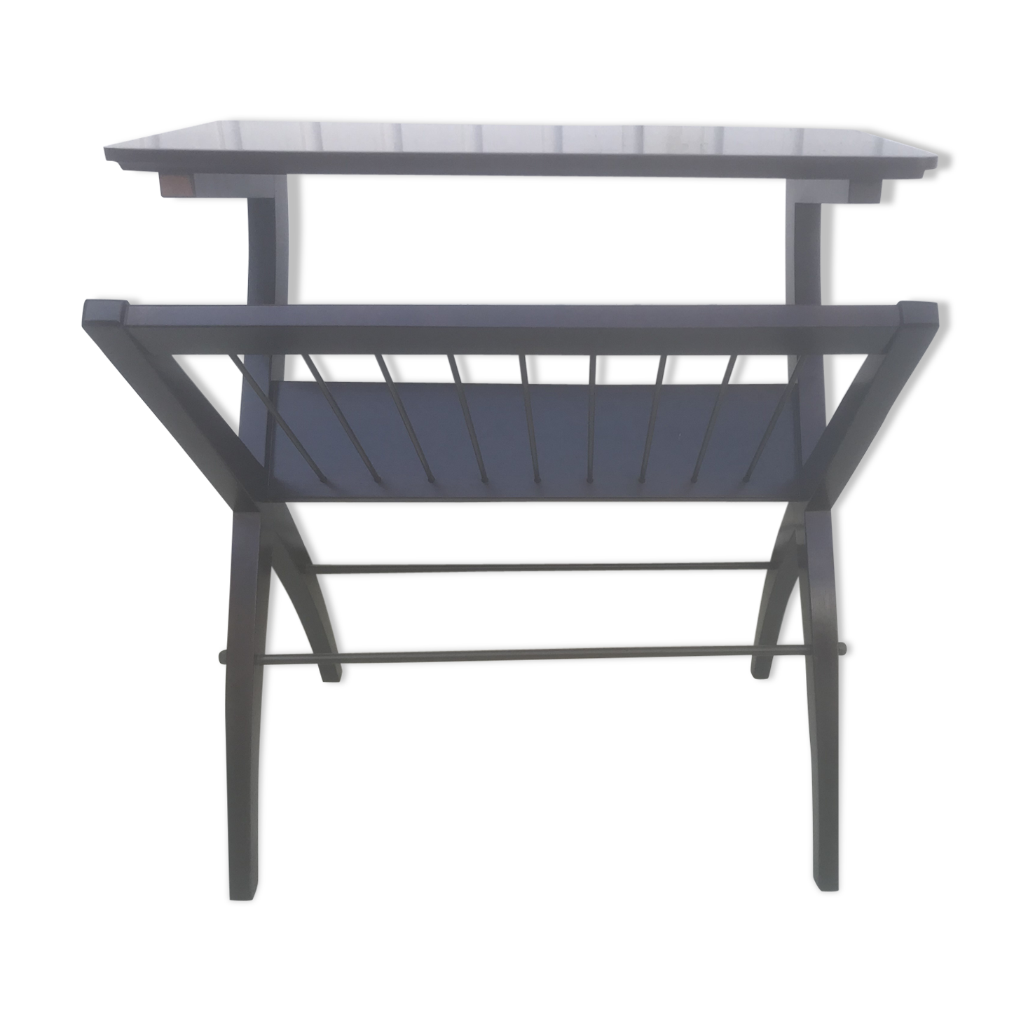 Modernist magazine door