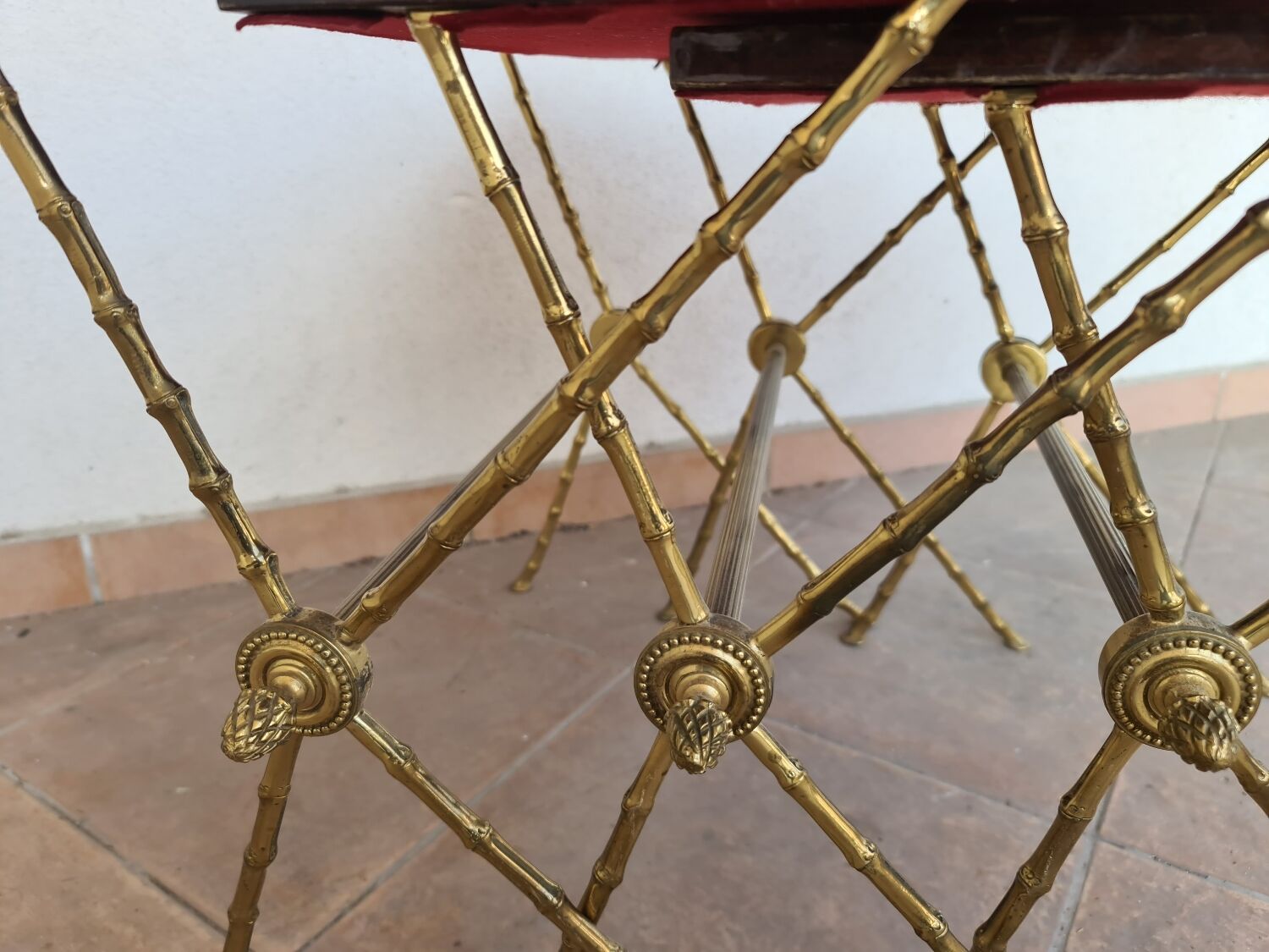 Série de 3 tables gigognes avec pieds en x