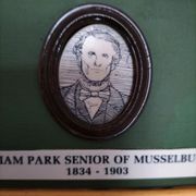 Vintage frame collection golf william park senior of musselburgh 1834- 1903
