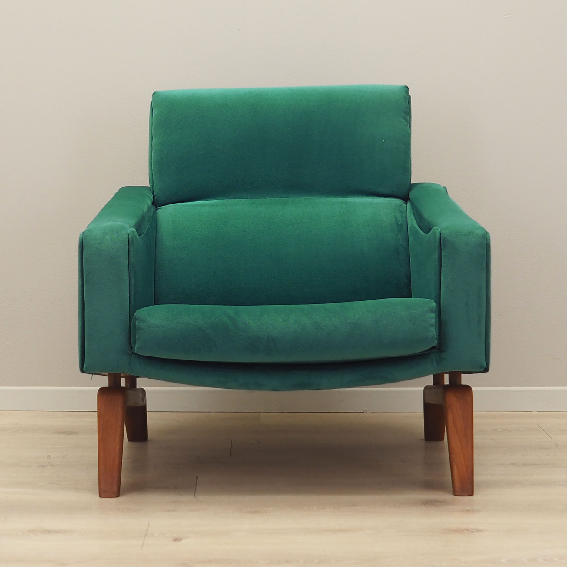 Fauteuil vert, design danois, années 1970, fabriqué au Danemark