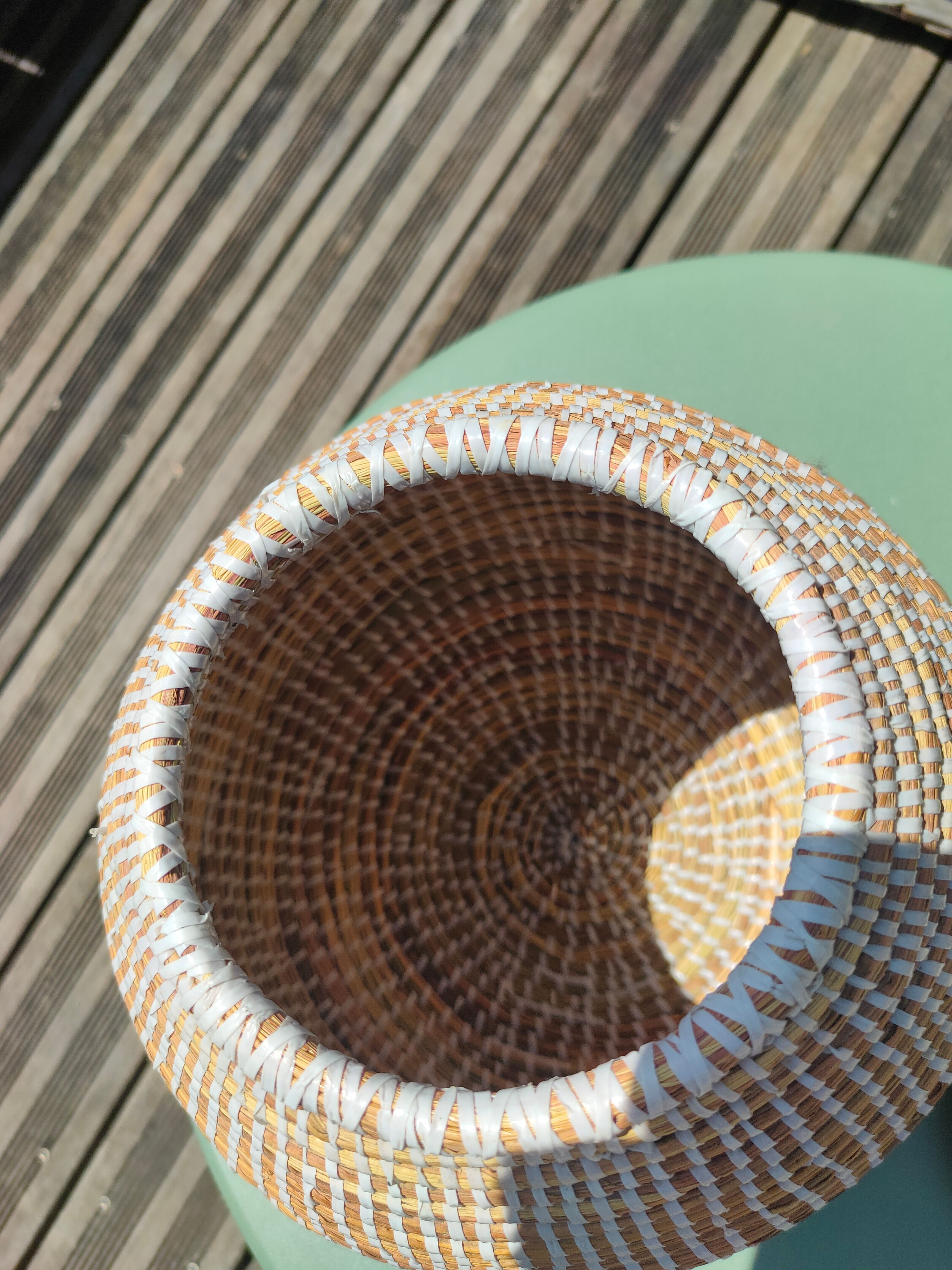 Basket with lid