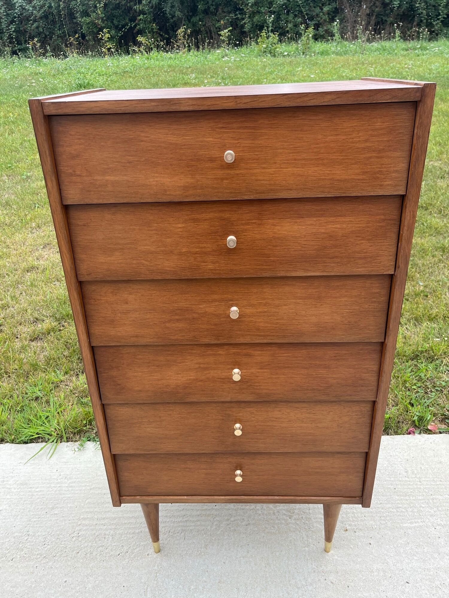 Chiffonnier à 6 tiroirs en bois et laiton