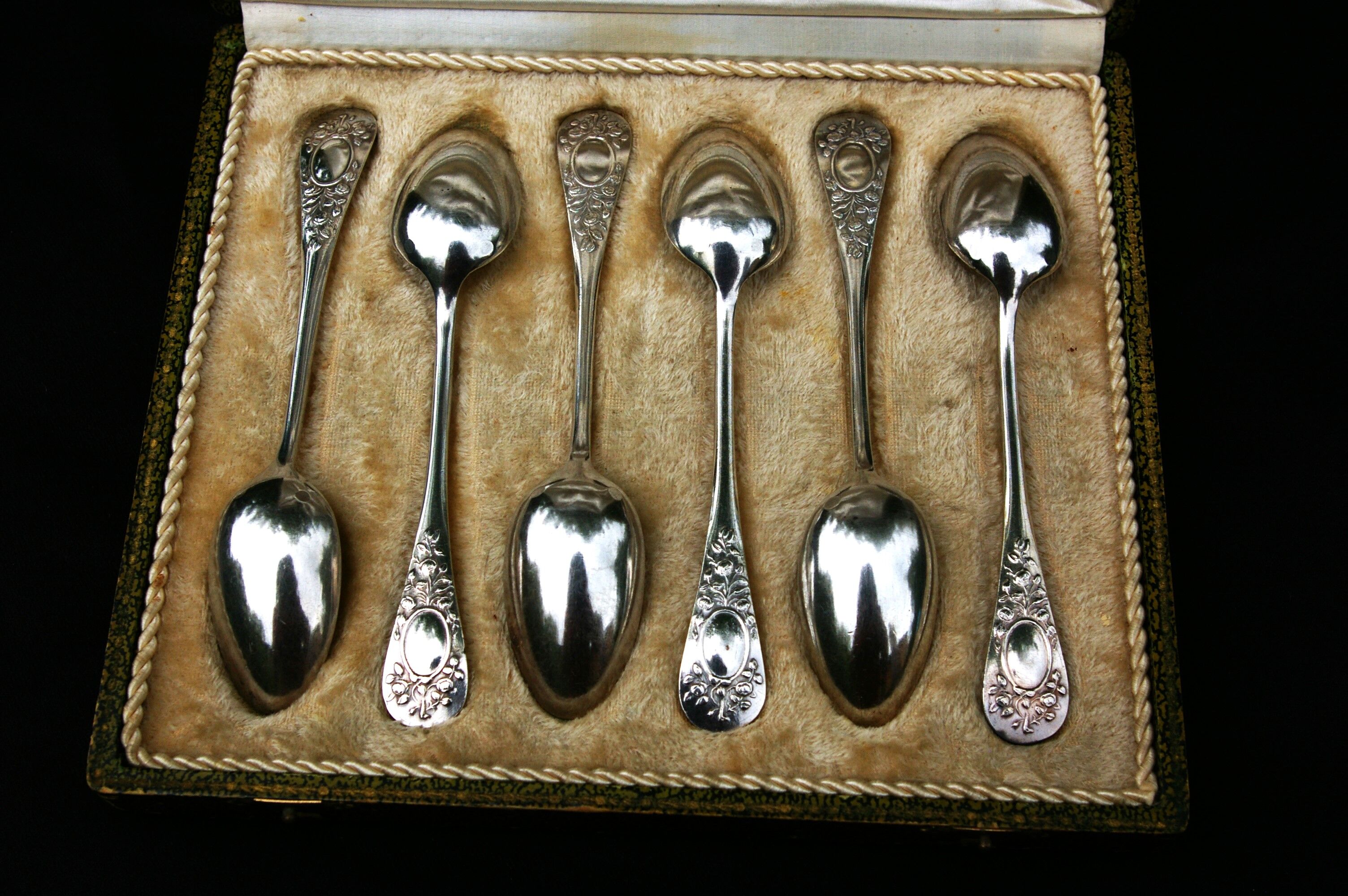 6 small spoons silver metal pink medallion