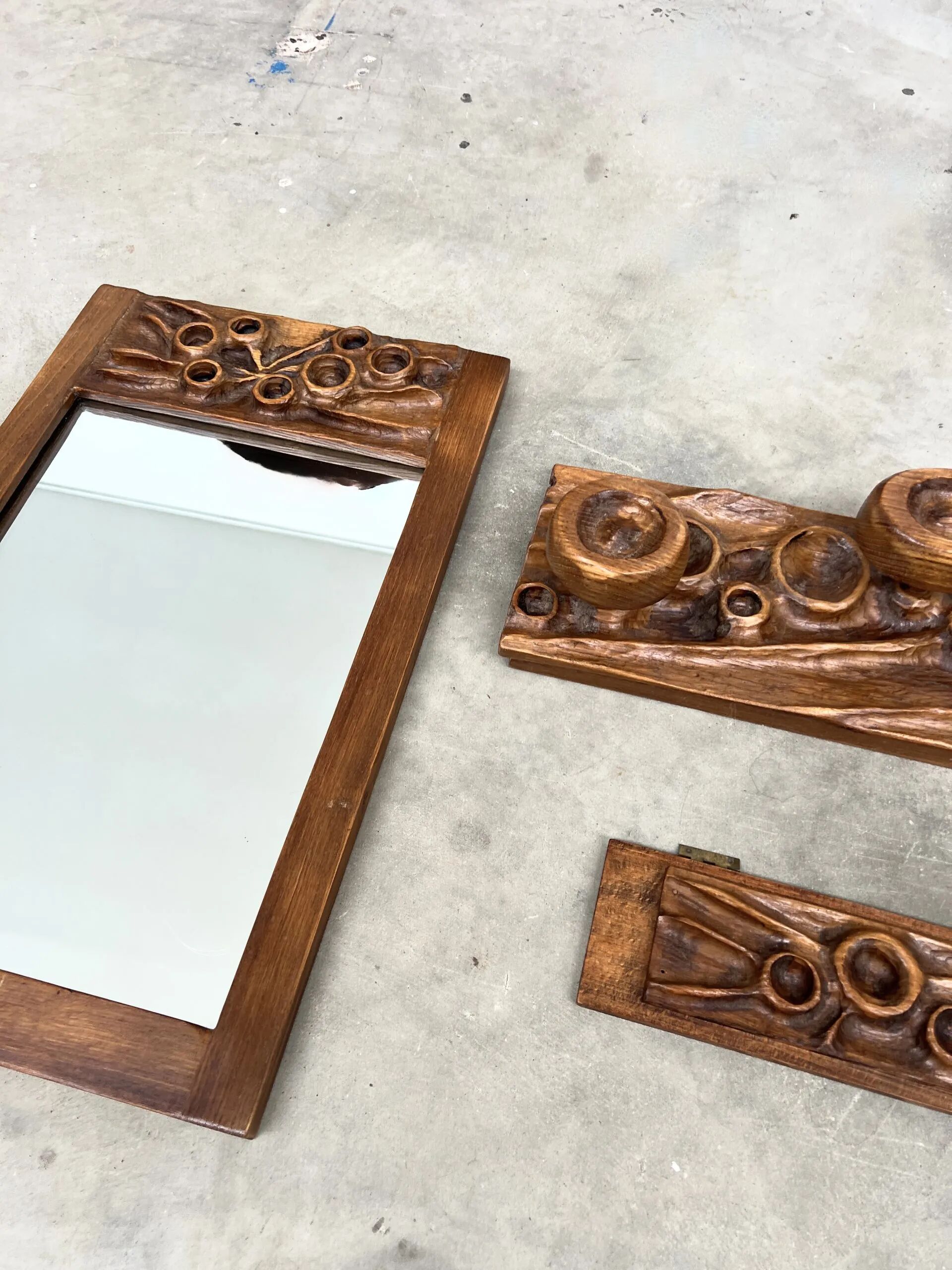 Vestiaire brutaliste années 50