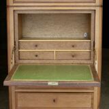 Magnificent 19th century secretary in walnut veneer.