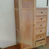 Asymmetrical furniture with compass feet from the 50s/60s