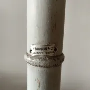 Porte manteau perroquet