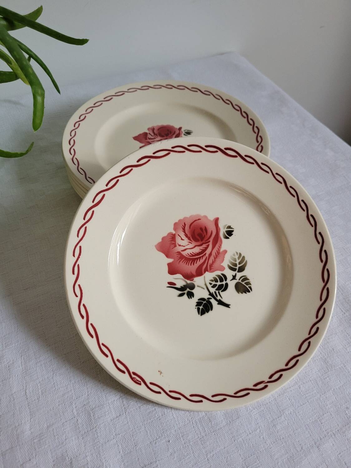 Lot n°1 de 6 assiettes à dessert Germaine de Badonviller