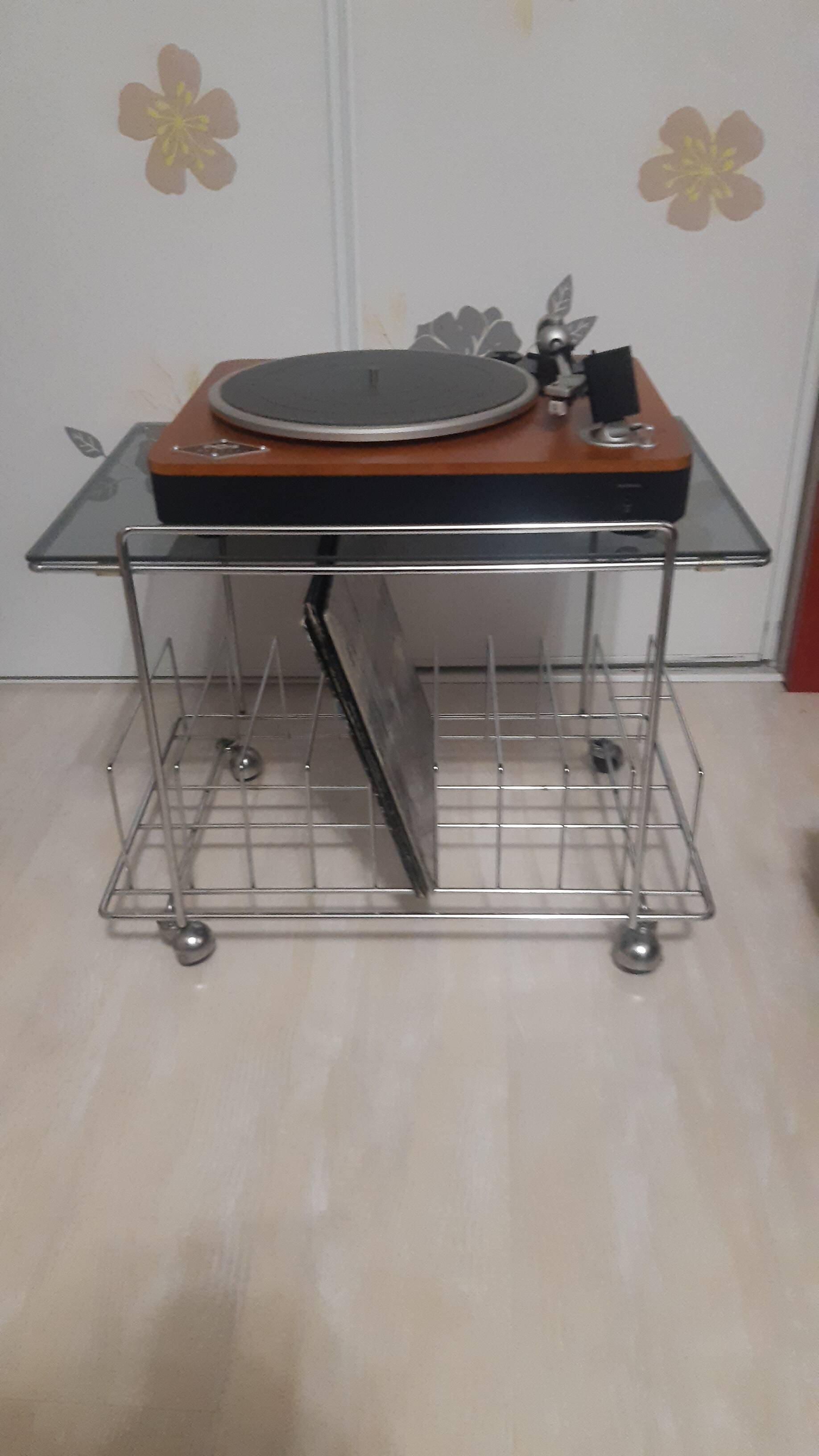 Smoked glass Hi-Fi furniture