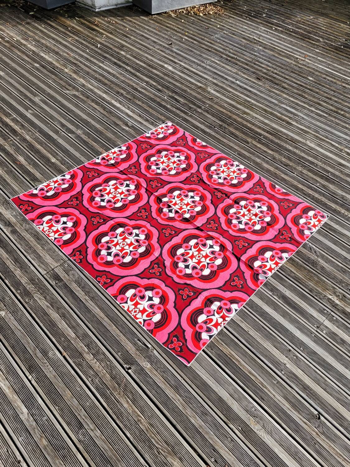 Nappe 137x130cm en tissu imprimé vintage