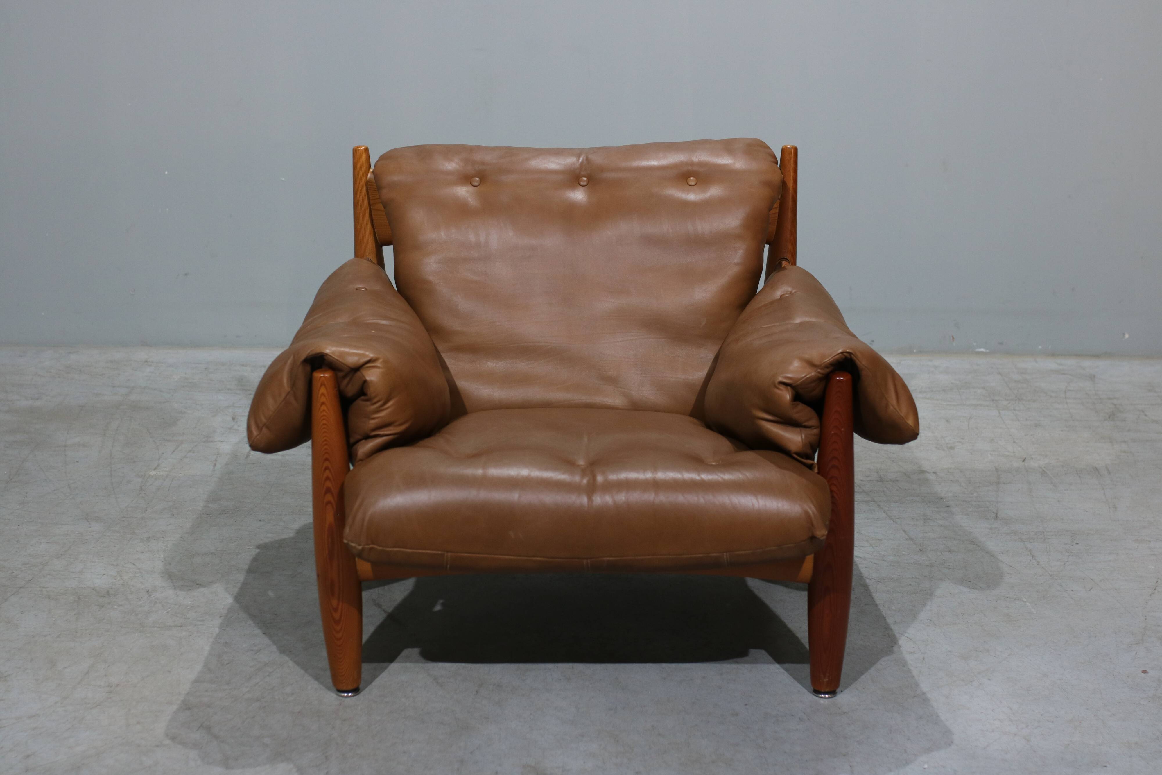 Sheriff Lounge Chair with Ottoman by Sergio Rodrigues for ISA