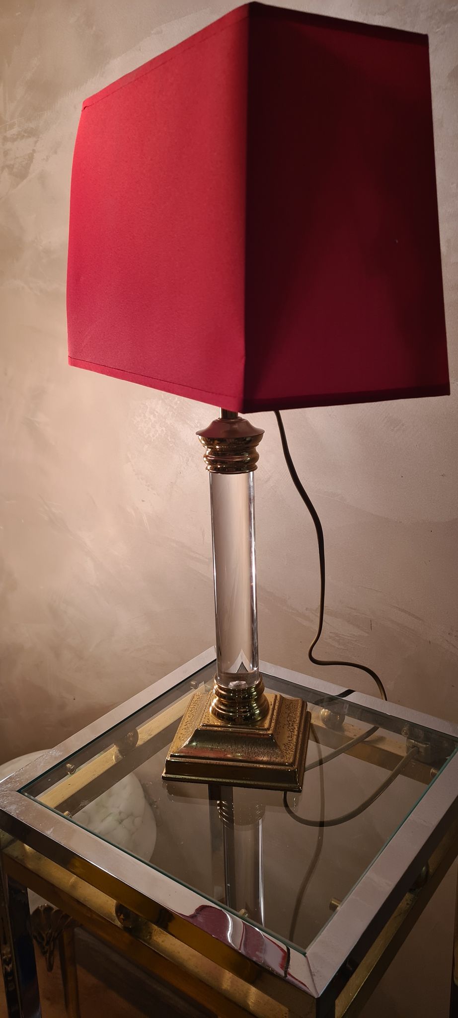 acrilic foot lamp 1950 has 70 trace on foot chrome gold pricked very well in its juice d epoque