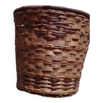 Vintage Wicker Pot Hidden Basket